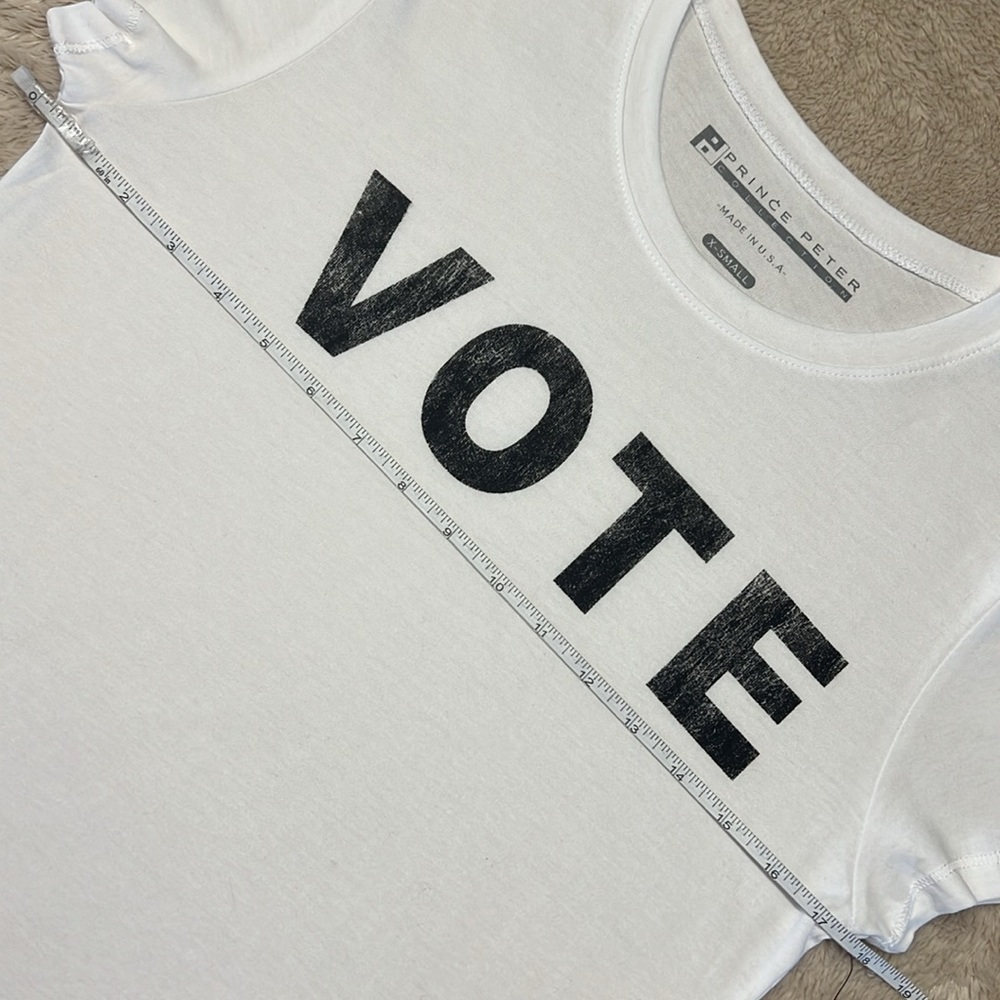 PRINCE PETER COLLECTION VOTE Short T-Shirt - Picture 9 of 12